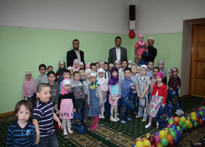 В Исламском комплексе г.Саратова состоялось торжественное закрытие первой детской коранической группы «Аль-Фуркан». Фото http://dumso.ru