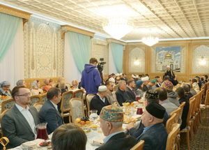 «Мы едины». Ифтар ДУММО прошел в Московской Соборной мечети