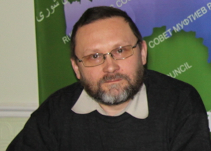 Руководитель отдела по работе с общественными организациями и мигрантами ДУМЕР Ахмад Макаров