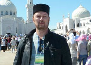 Имам Эркин Зиявитдинов. Фото http://islamrf.ru Имам Эркин Зиявитдинов. Фото http://islamrf.ru