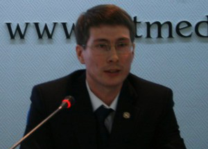 Марат Гатин - глава Управления президента Татарстана по взаимодействию с религиозными объединениями в 2010-2012 гг. Марат Гатин - глава Управления президента Татарстана по взаимодействию с религиозными объединениями в 2010-2012 гг.