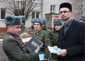 Имам Камиль Маннапов посетил воинскую часть в Подмосковье