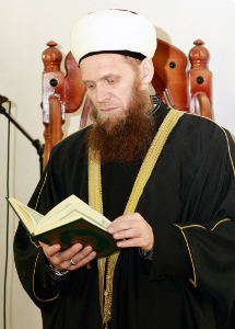 Имам-хатыб Таир Сайфутдинов посетил исправительную колонию в г.Тверь Имам-хатыб Таир Сайфутдинов посетил исправительную колонию в г.Тверь