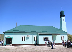 Мечеть в с.п. Аки-Юрт Малгобекского района РИ. Фото http://www.ingushetia.ru