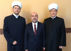 Муфтий шейх Равиль Гайнутдин встретился с Советником по делам религии Посольства Турции Айгюном Дурсуном