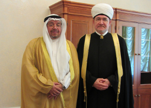 Муфтий шейх Равиль Гайнутдин встретился с замминистра по делам ислама и вакфов Кувейта Аделем аль-Фаляхом