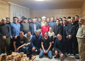 В восстановленном молельном доме в ауле Тандове Новосибирской области прошел районный ифтар