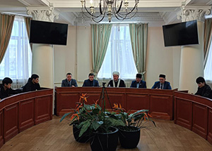 Полпред председателя ДУМ РФ в ПФО Мунир хазрат Беюсов провел лекции в вузах Чувашии